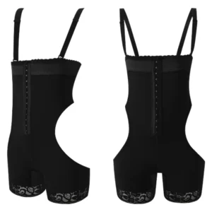 Faja bodysuit negra con tirantes y cierre frontal