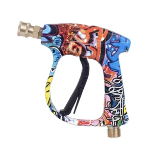 Pistola de agua con diseño graffiti y boquillas